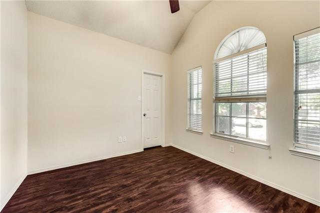 Photo - 6204 Autumnwood Dr