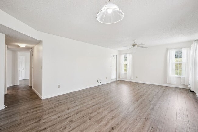 Photo - Ground Floor 2 Bed / 2 Bath with New Flooring