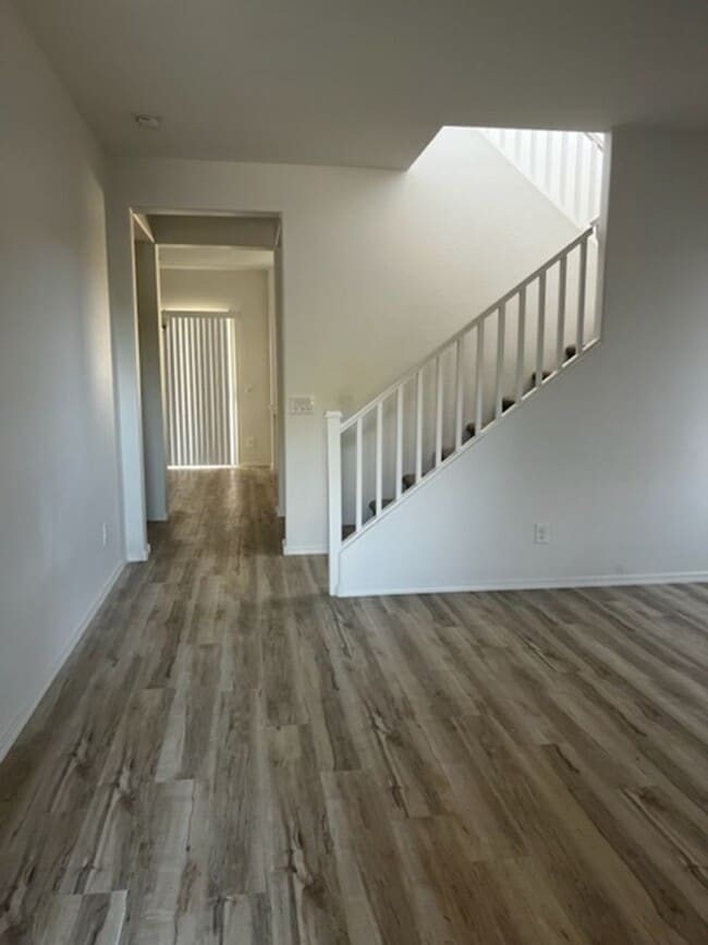 Photo - POWER/RAY 4 BEDROOM IN GATEWAY VILLAGE IN GILBERT!