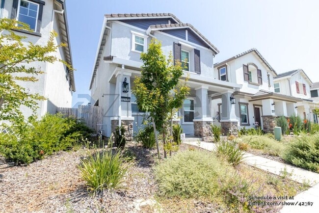 Building Photo - 12175 Coal Crk Wy Rental