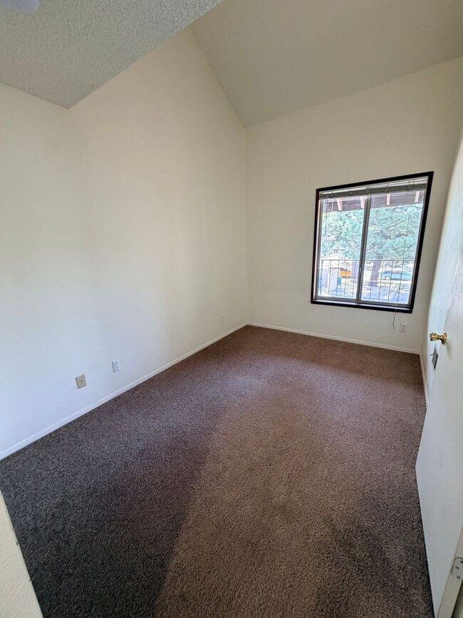 1200 S Riordan Ranch St