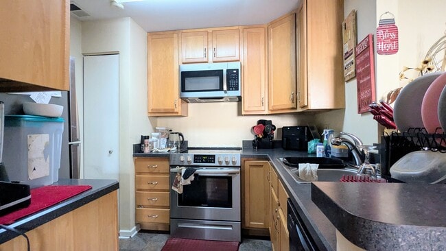 Photo - 2038 N Rand Rd