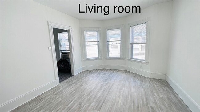 Photo - 74 Antwerp St Apartment Unit 2