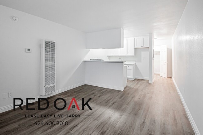 Building Photo - 7947 Reseda Blvd Unit 72 Rental