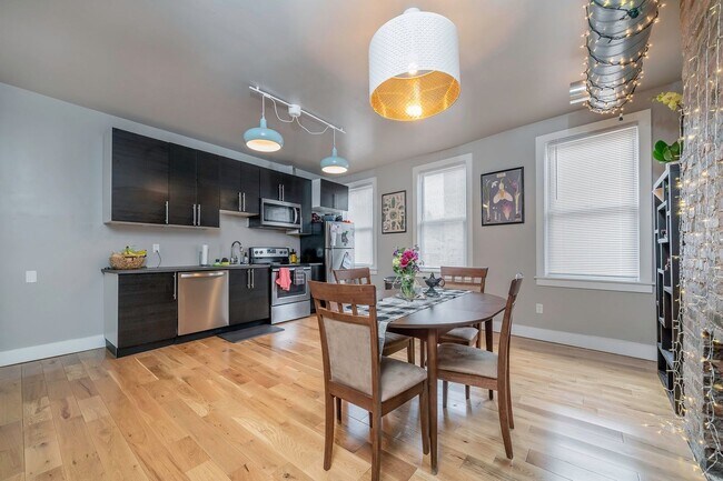 Photo - 1418 High St Unit #2