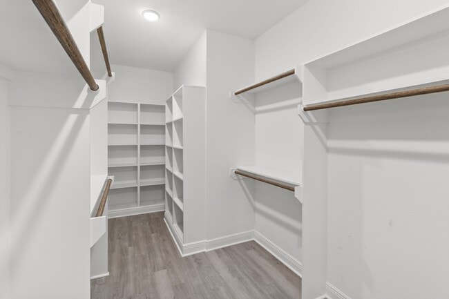 Building Photo - 2718 McGowen St Rental