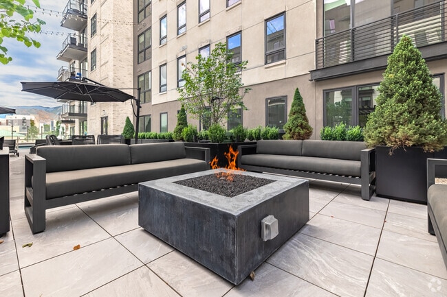 Terraza de la piscina - The Residence At Sugar Alley