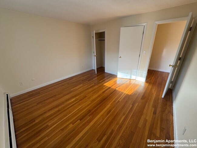 Photo - 99 Dustin St