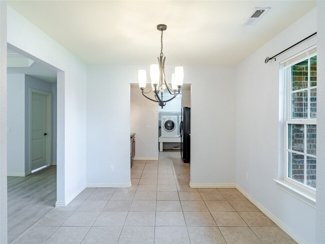 Photo - 3405 SW Picasso Blvd