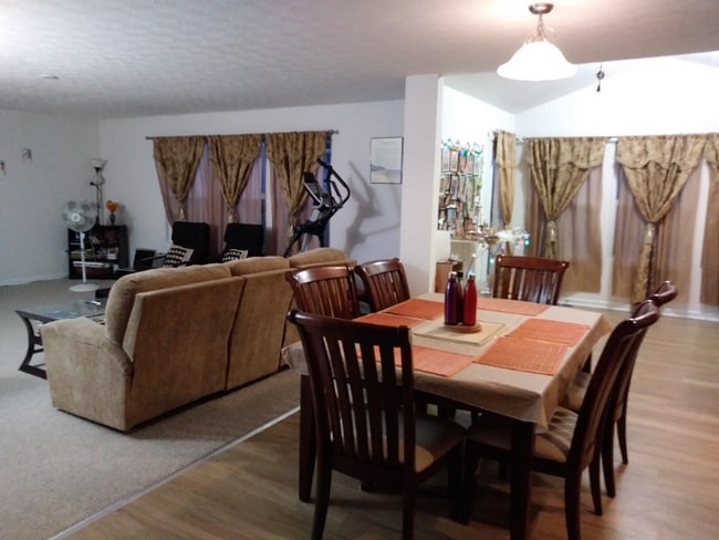 Photo - 270 McElhinny Ln