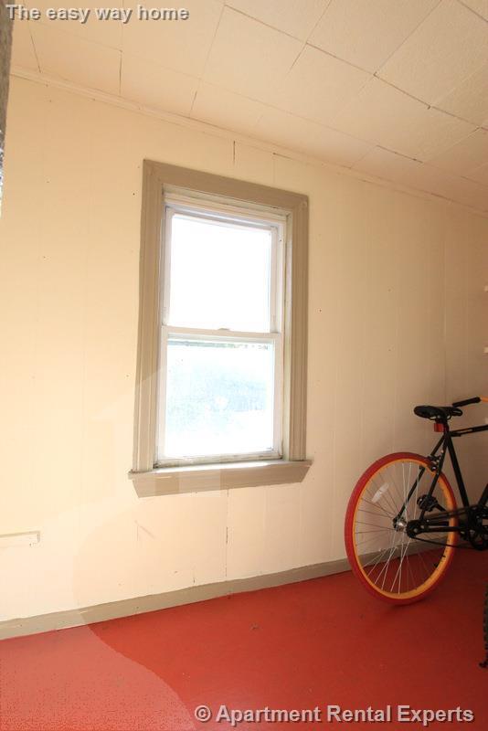 Photo - 569 Main St Unit #1