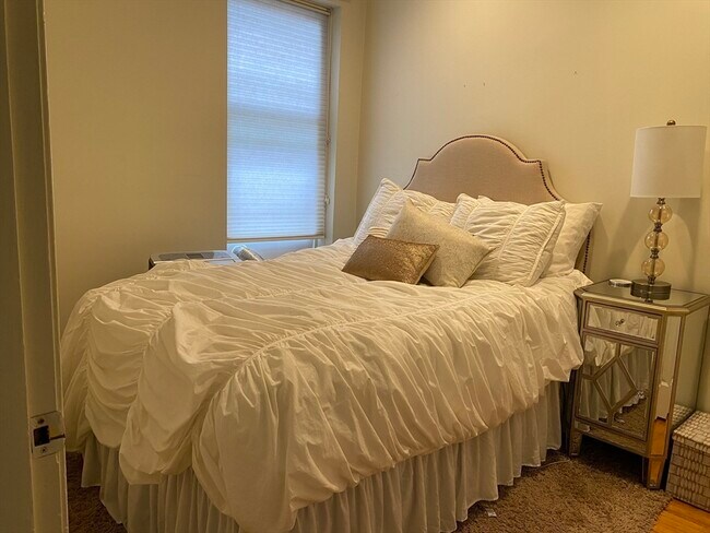 Photo - 17 Follen St Unit 2F