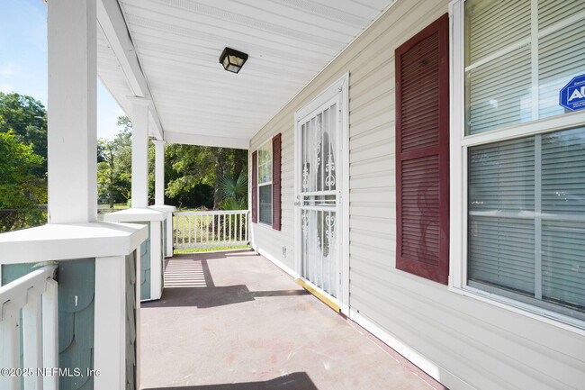 Photo - 788 Spearing St