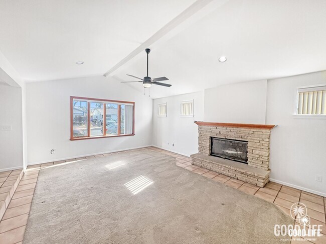 Photo - Nice 4B/2BA w/ Attached Garage & Fenced Yard