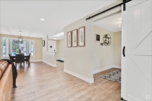 Building Photo - 1215 E Cerramar Ct Rental