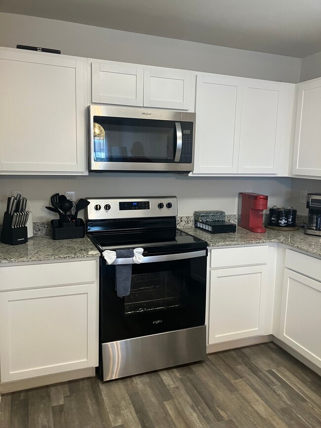 4109 NE 20th Pl