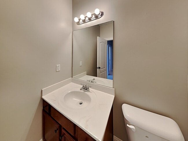 Photo - 412 Icicle Ct