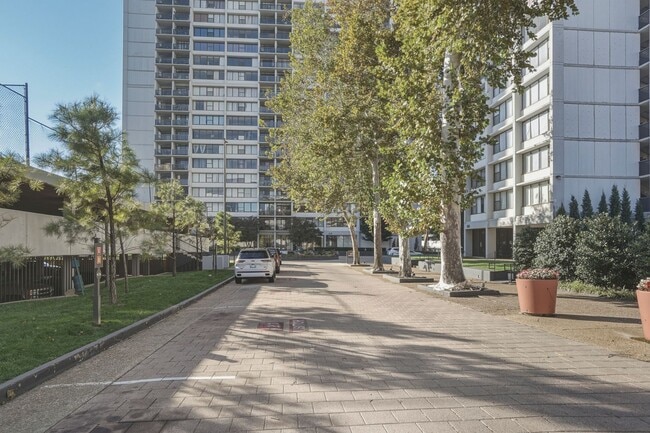 Photo - Welcome to Central Park Condos!