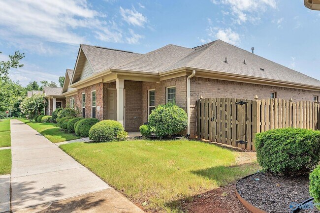 Photo - 412 White Petal St SW