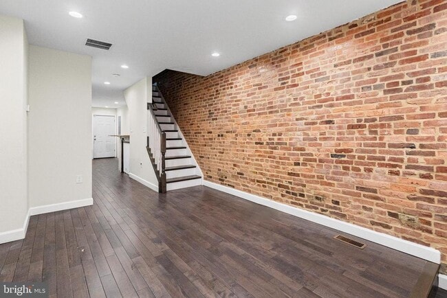 Photo - 713 N Duncan St