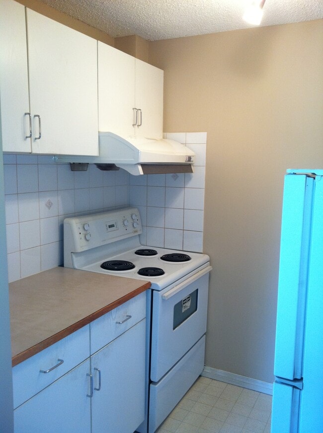 110 2 Av SE Unit 408