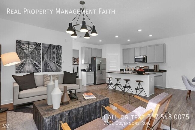 Photo - 7301 Governors Row