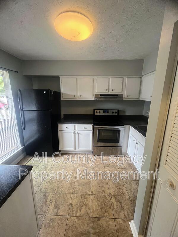 Photo - 256 Scandia Cir