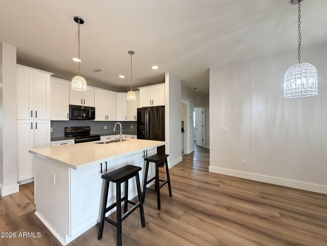 Photo - 5145 E Hash Knife Draw Rd