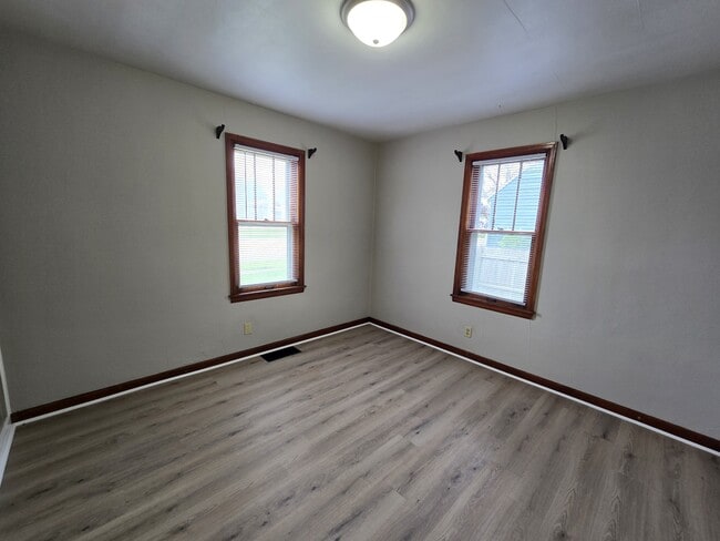 Photo - 1812 Logan Ave