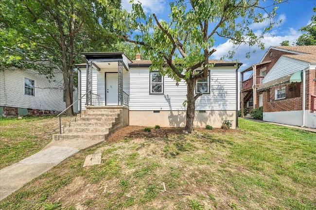Building Photo - 2109 Colgate St NE Rental