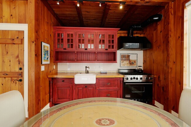 Photo - 369 Ethan Allen Hwy