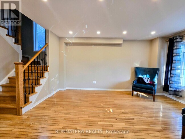 Photo - 5455 Farmcote Dr