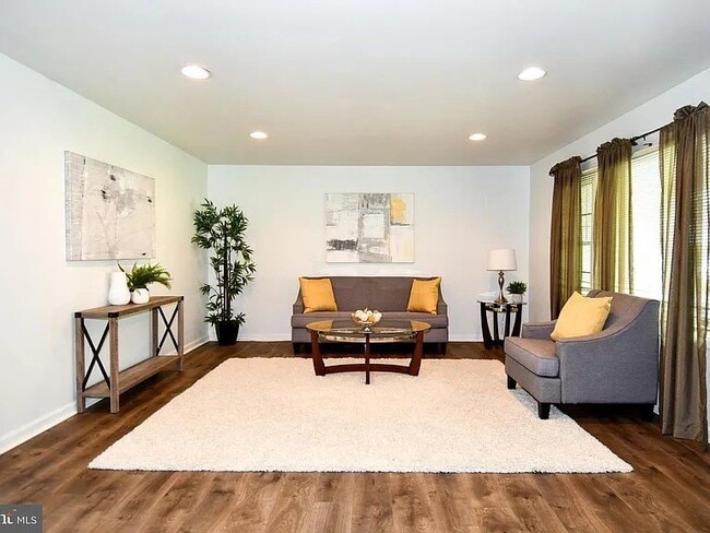 Photo - 3306 Moreland Pl