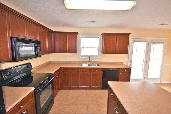 Photo - Wonderful 3BR/2BA Smyrna home on a corner lot, 2 car garage!