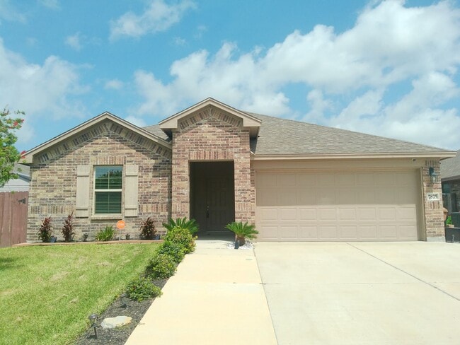 Building Photo - 7825 Salais Dr