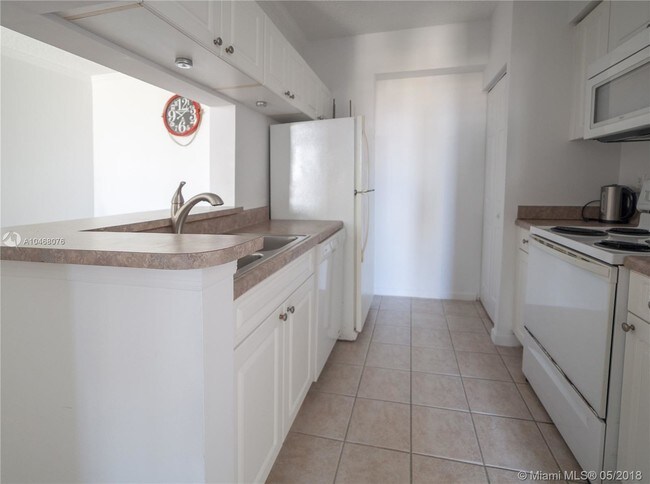 Photo - 17100 N Bay Rd