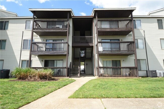 Building Photo - 53 Wells Ct Unit 2 Rental