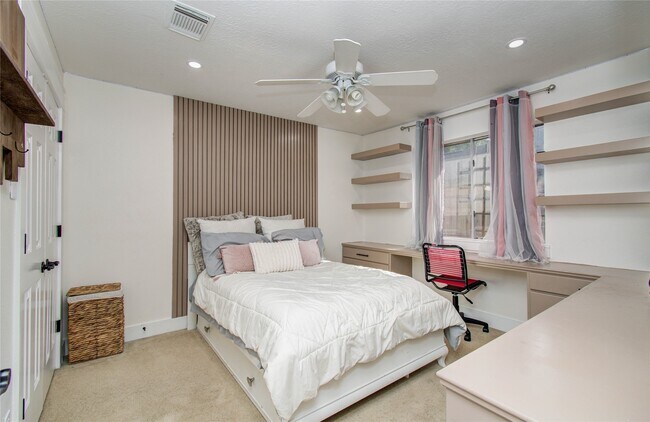 Photo - 7206 Brockington Dr