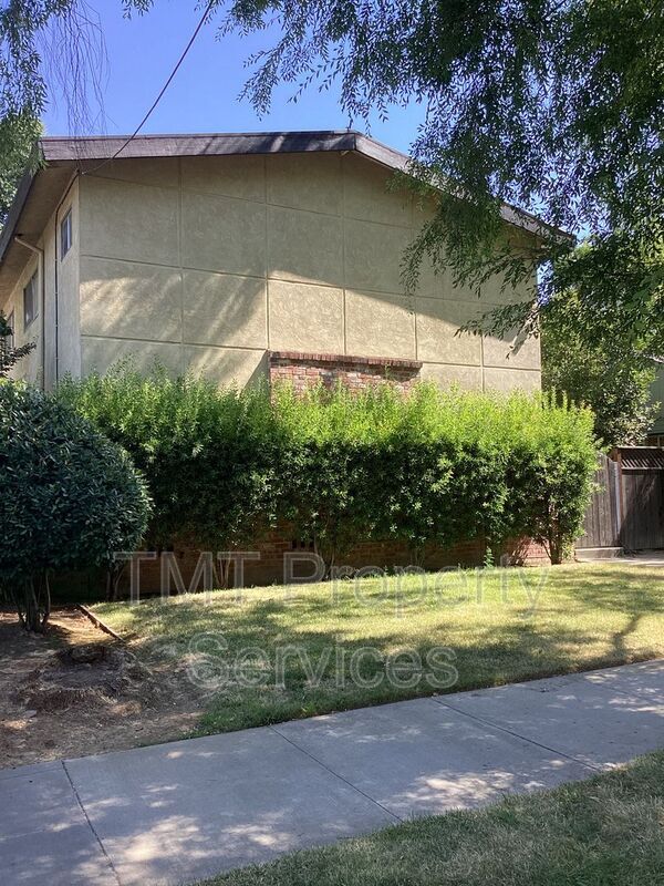Building Photo - 2743 2nd Ave Rental