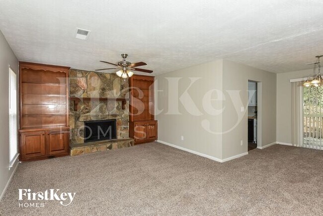 Photo - 3292 Mixon Way