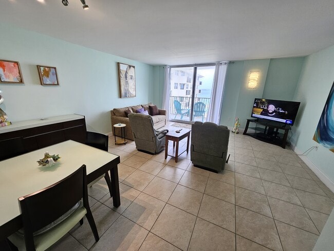Photo - 9273 Collins Ave