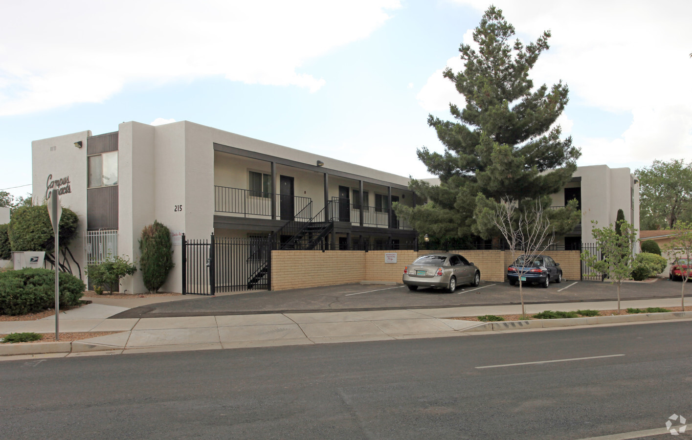 Photo - Campus Compacts Apartments