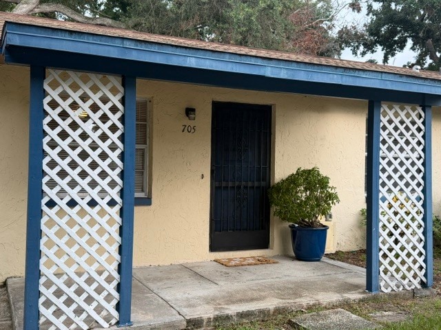 Building Photo - 705 Bayou Ave Unit A