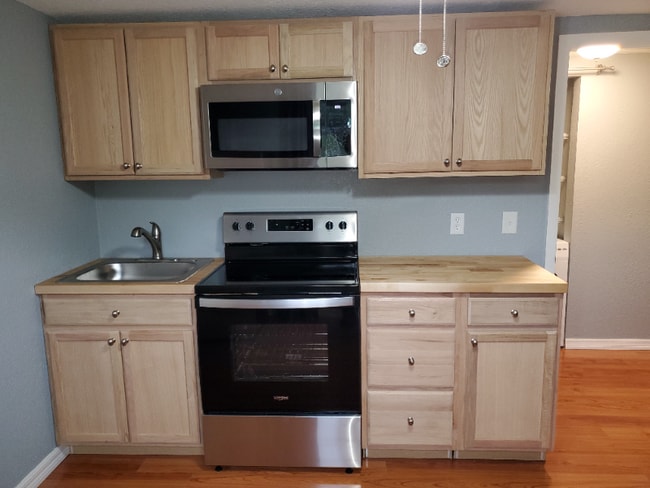 Photo - 6748 Knightsbridge Dr