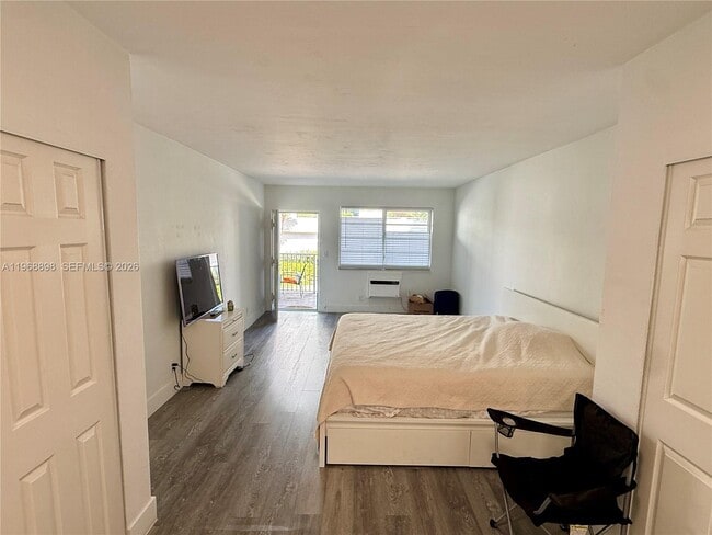 Photo - 158 Ocean Dr Unit 203