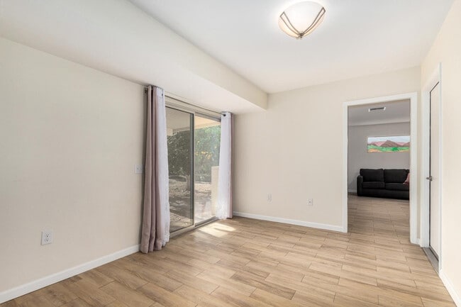 Photo - 13023 W Beardsley Rd