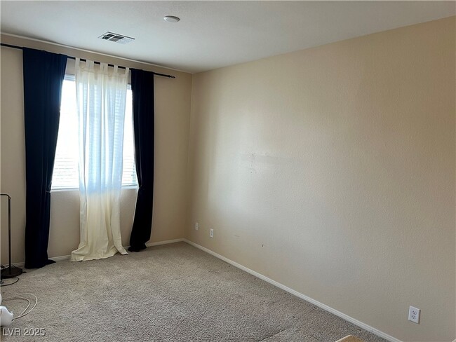 Photo - 11736 Hugana Pl