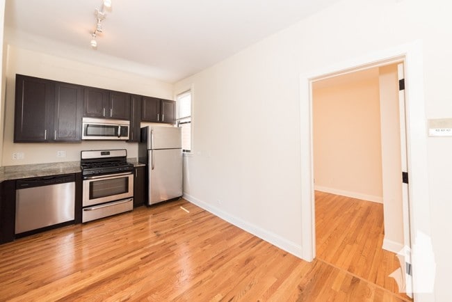 Photo - 2954 N Racine Ave Unit 2954-2F