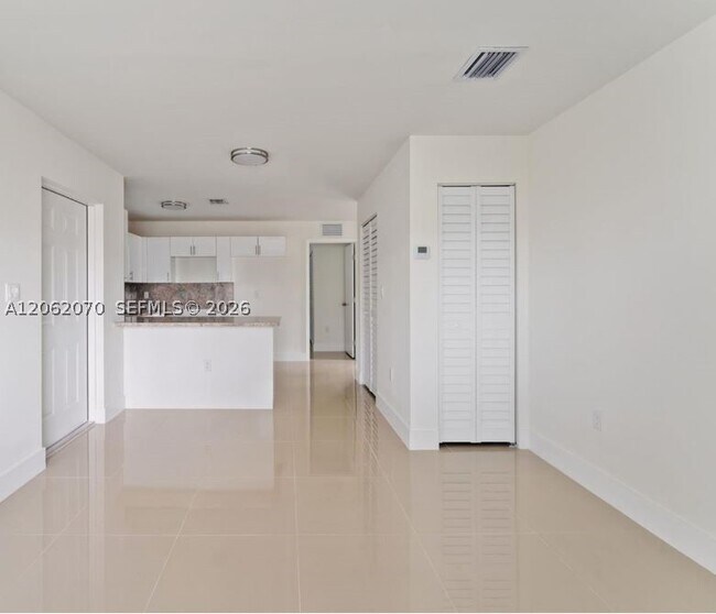 Photo - 2540 NW 51st St Unit A