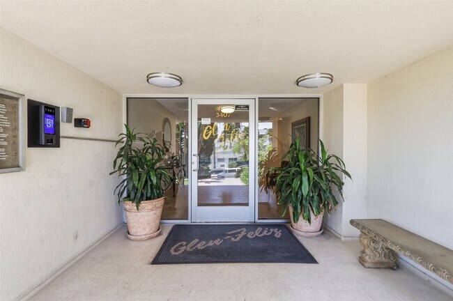 Photo - 3407 N Huxley St